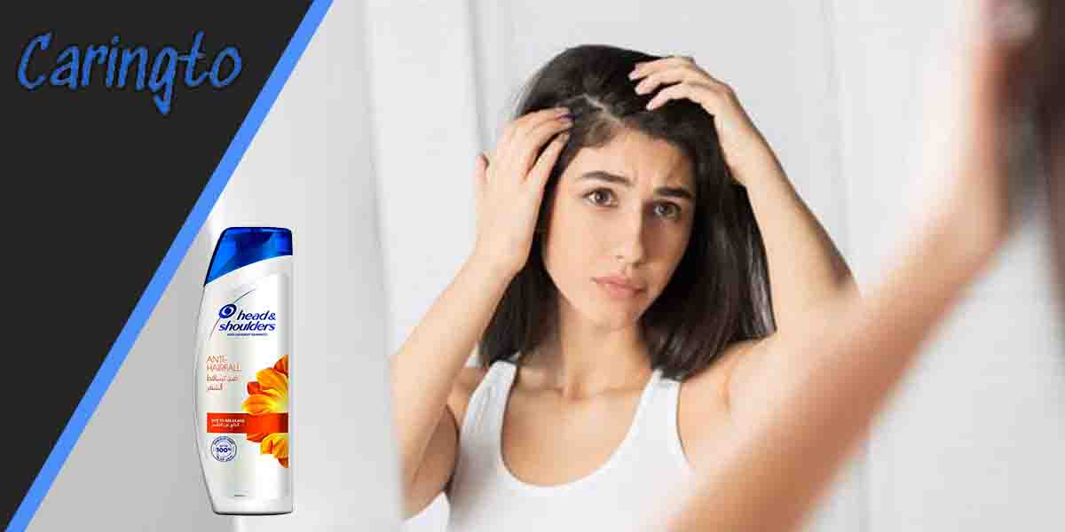 Difference Between Clarifying Shampoos and Head and Shoulders Anti-Dandruff Shampoos