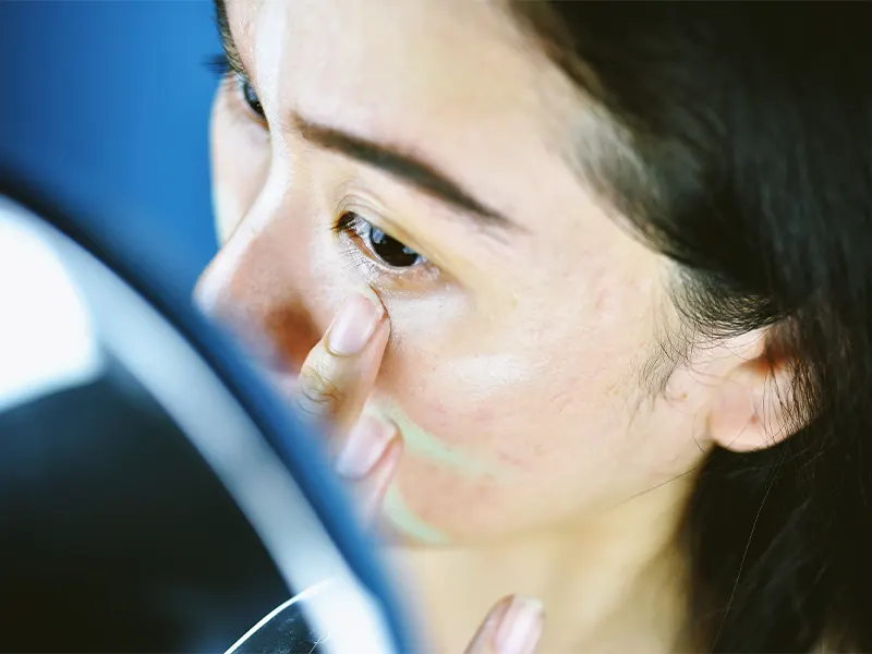 Can I use waterproof concealer for oily skin?