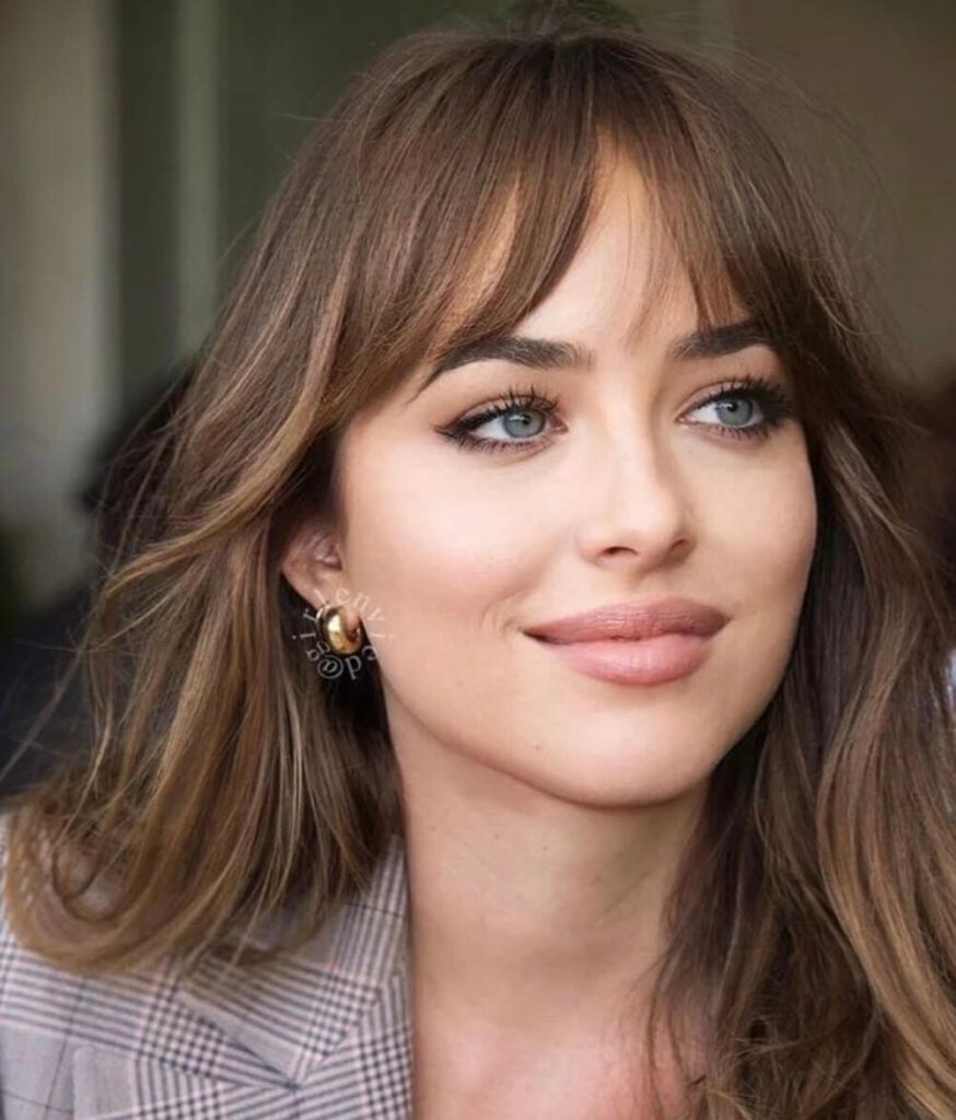 Straight Bangs To Make Your Forehead Look Smaller