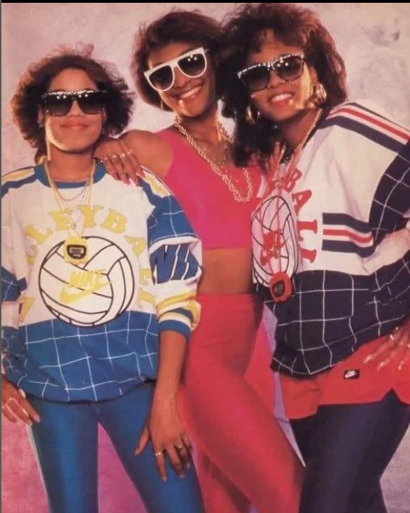 how to dress like an 80s teenager