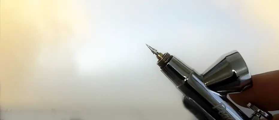 The needle of the airbrush makeup machine