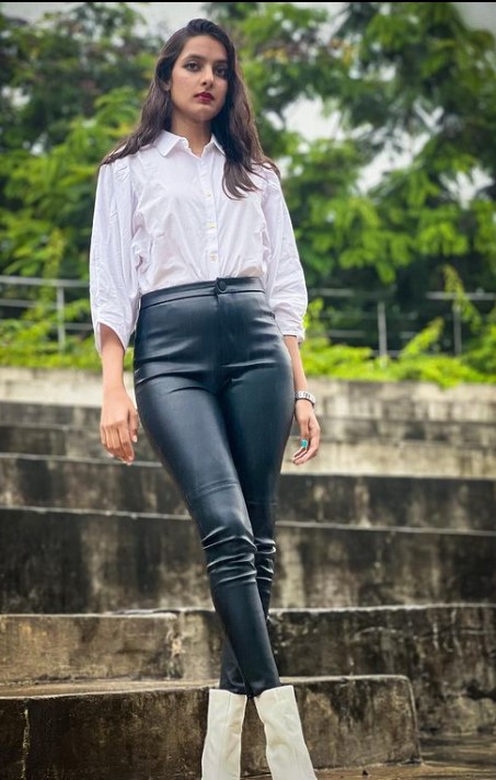 how to style leather pants formal