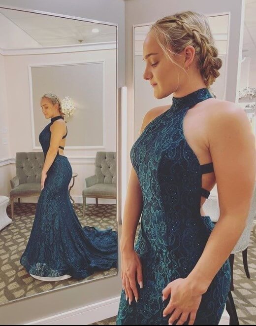 how to wear high neck dress