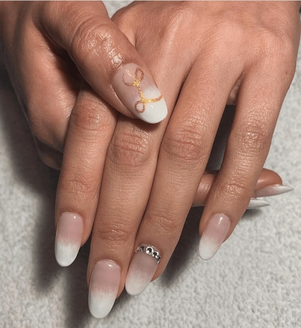 french ombre nails with glitter