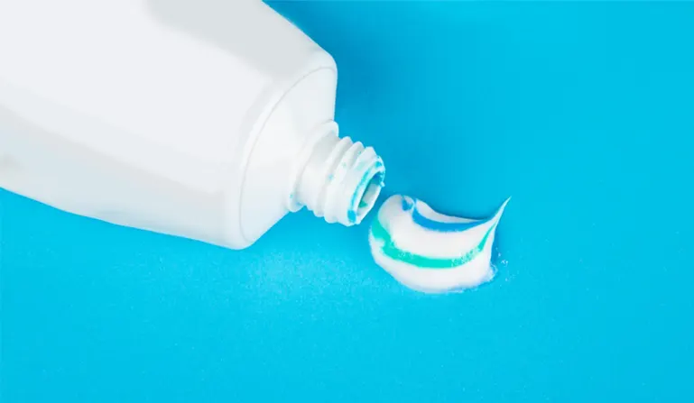 Whitening toothpaste