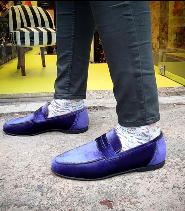 how to style velvet shoes