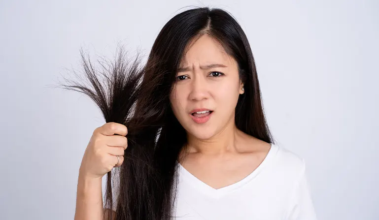 Does food coloring damage my hair