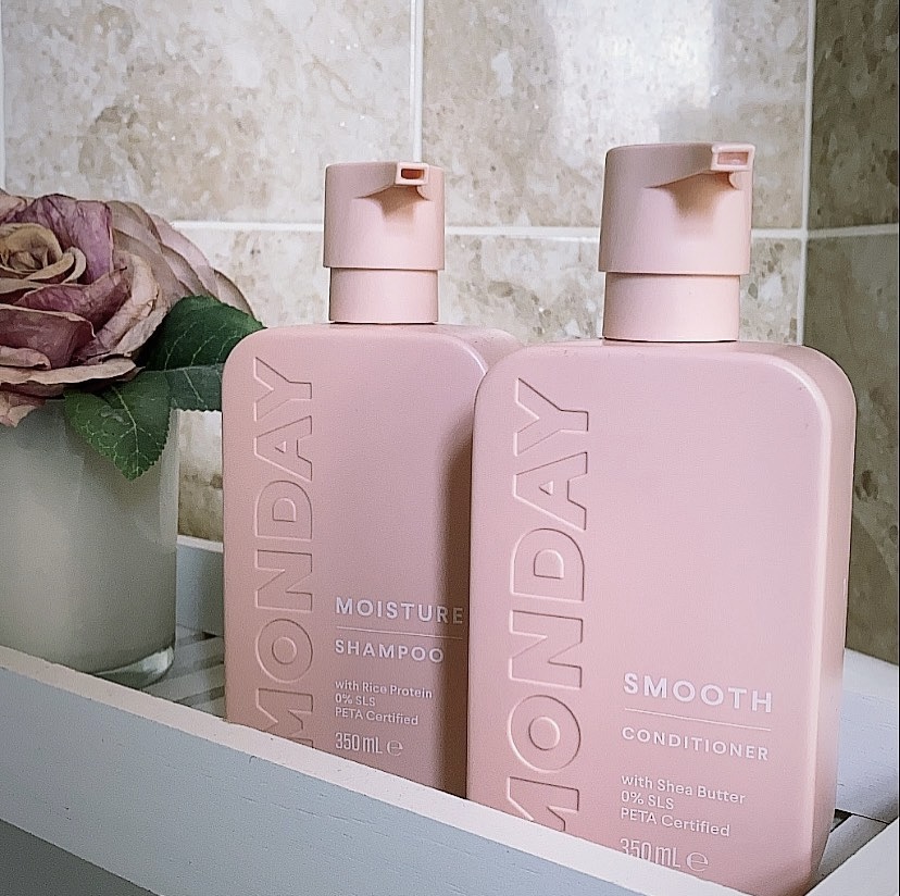 Does Monday Shampoo Cause Dandruff