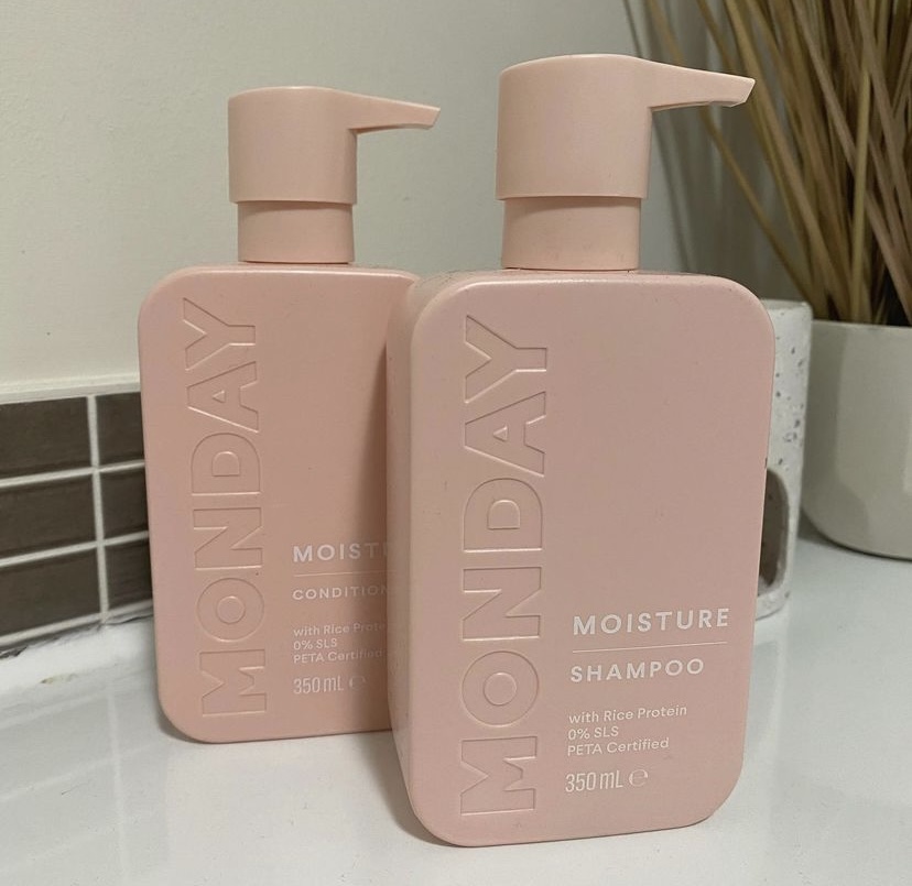 Does Monday Shampoo Cause Dandruff