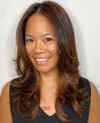 Brown Feathered Layers Hairstyle