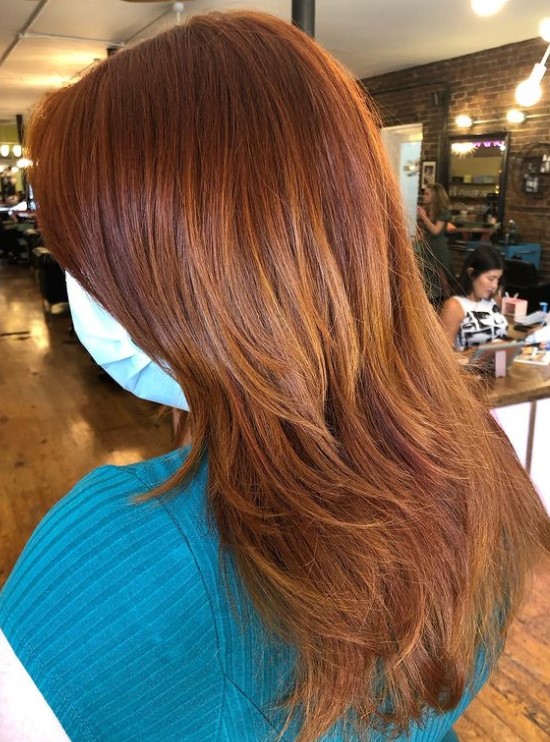 Brown Feathered Layers Hairstyle