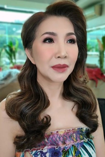 short hairstyles for fine hair over 70