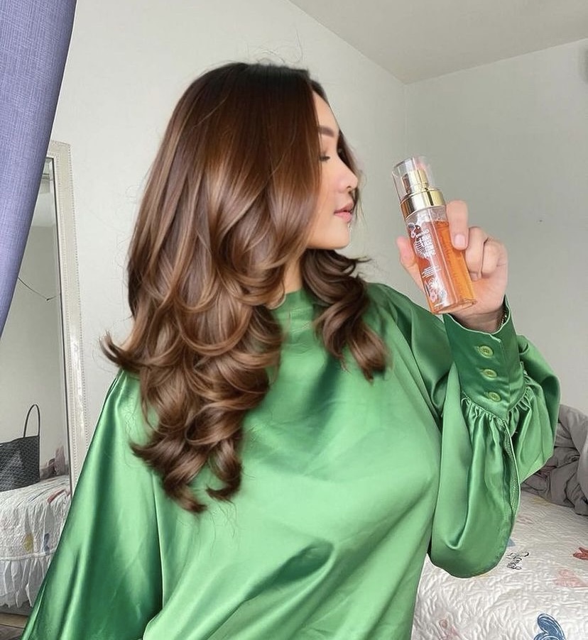 Can You Leave Rose Water in Your Hair