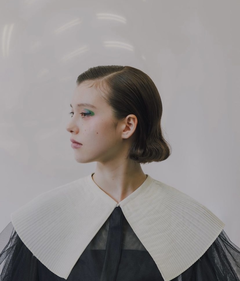 Why Does My Hair Grow on One Side More Than the Other?