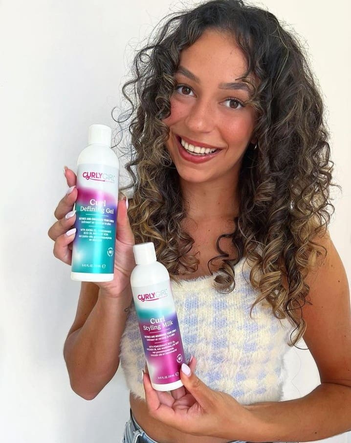 why is curly hair turning straight