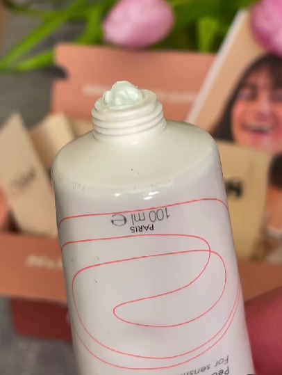 avene vs la roche-posay for rosacea