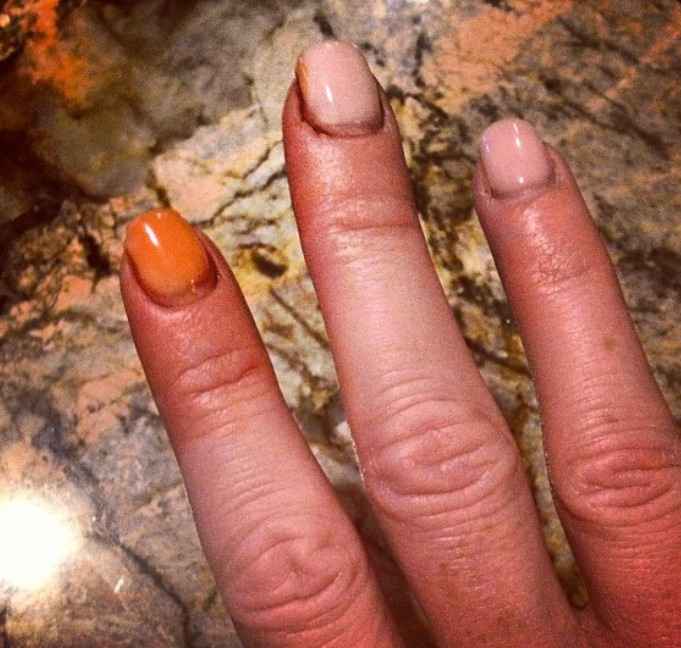 getting spray tan after manicure