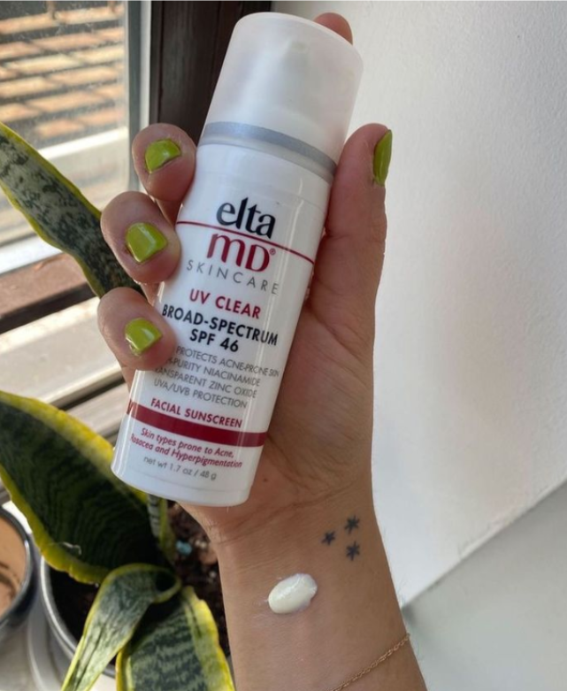 Is The Elta MD or La Roche Posay Better for Skin?