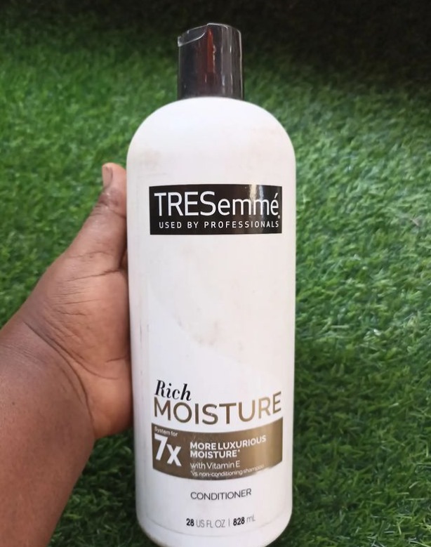 TREsemme Moisture Rich Shampoo For Natural 4c Hair
