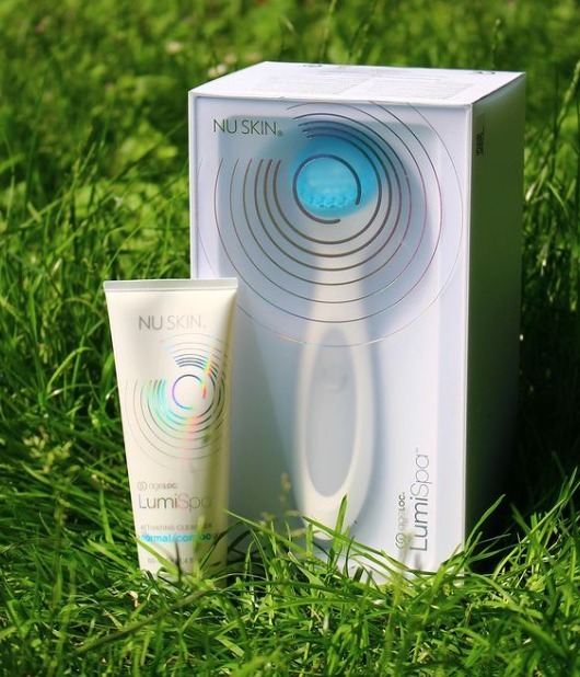 lumispa vs clarisonic